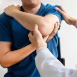 آیا فیزیوتراپی می‌تواند جایگزین دارو در درمان درد مزمن شود؟